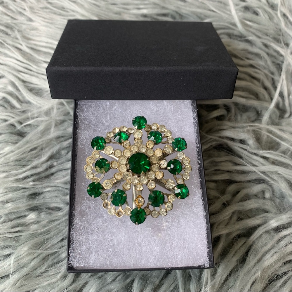 Vintage Emerald Rhinestone Brooch